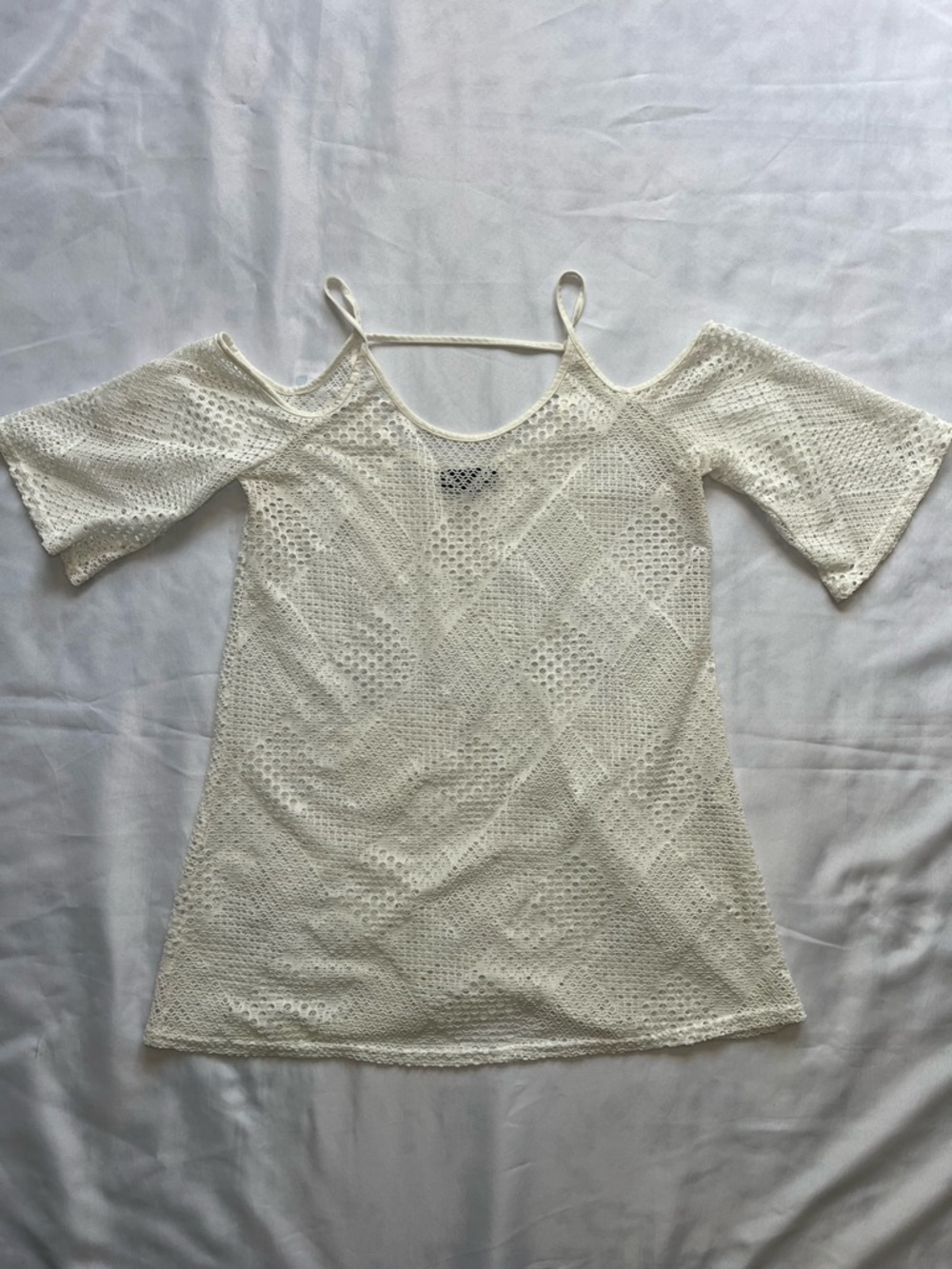 Spiaggia Dolce Crochet Cold-Shoulder Flare Sleeve Cover-Up Top Dress White Med